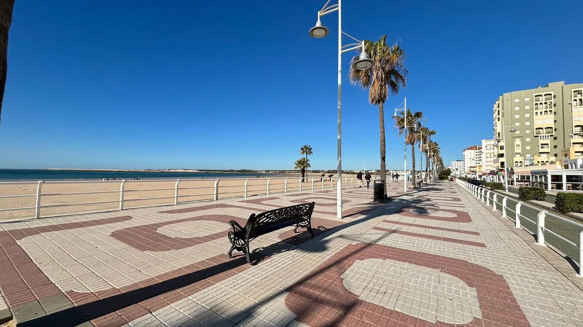 Atico Con Terraza En Primera Linea De Playa El Puerto de Santa Maria